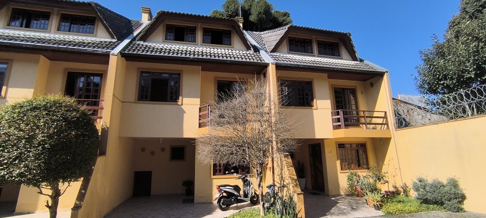 Casa em Condomnio - Venda - Capo da Imbuia - Curitiba - PR